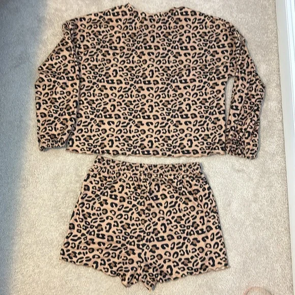 Lounge set L leopard 🐆 print - Picture 4 of 5